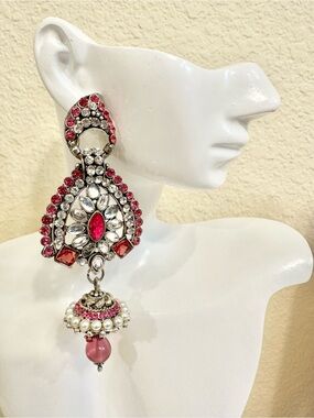 Elegant Pink Crystal Drop Earrings - Women Jewelry - Southeast Asian Style